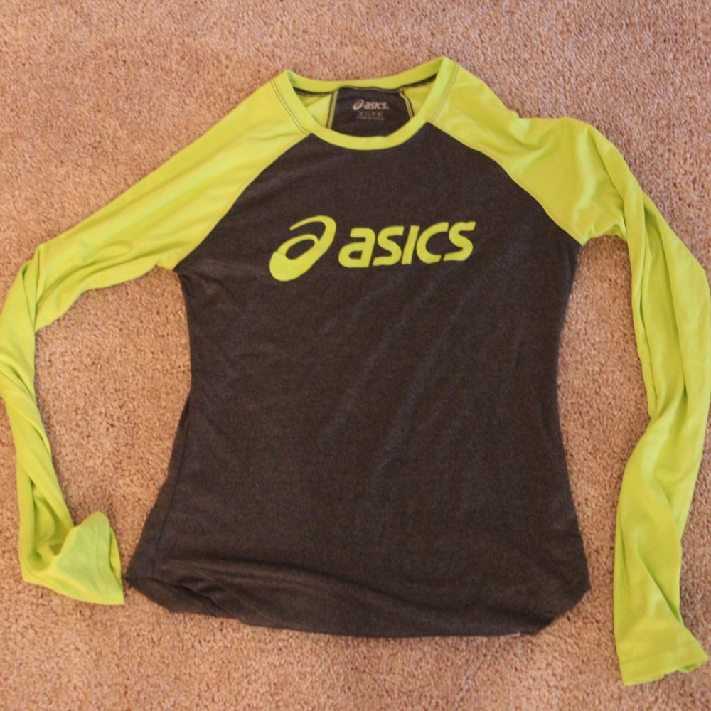 Women's ASICS Long Sleeve Top